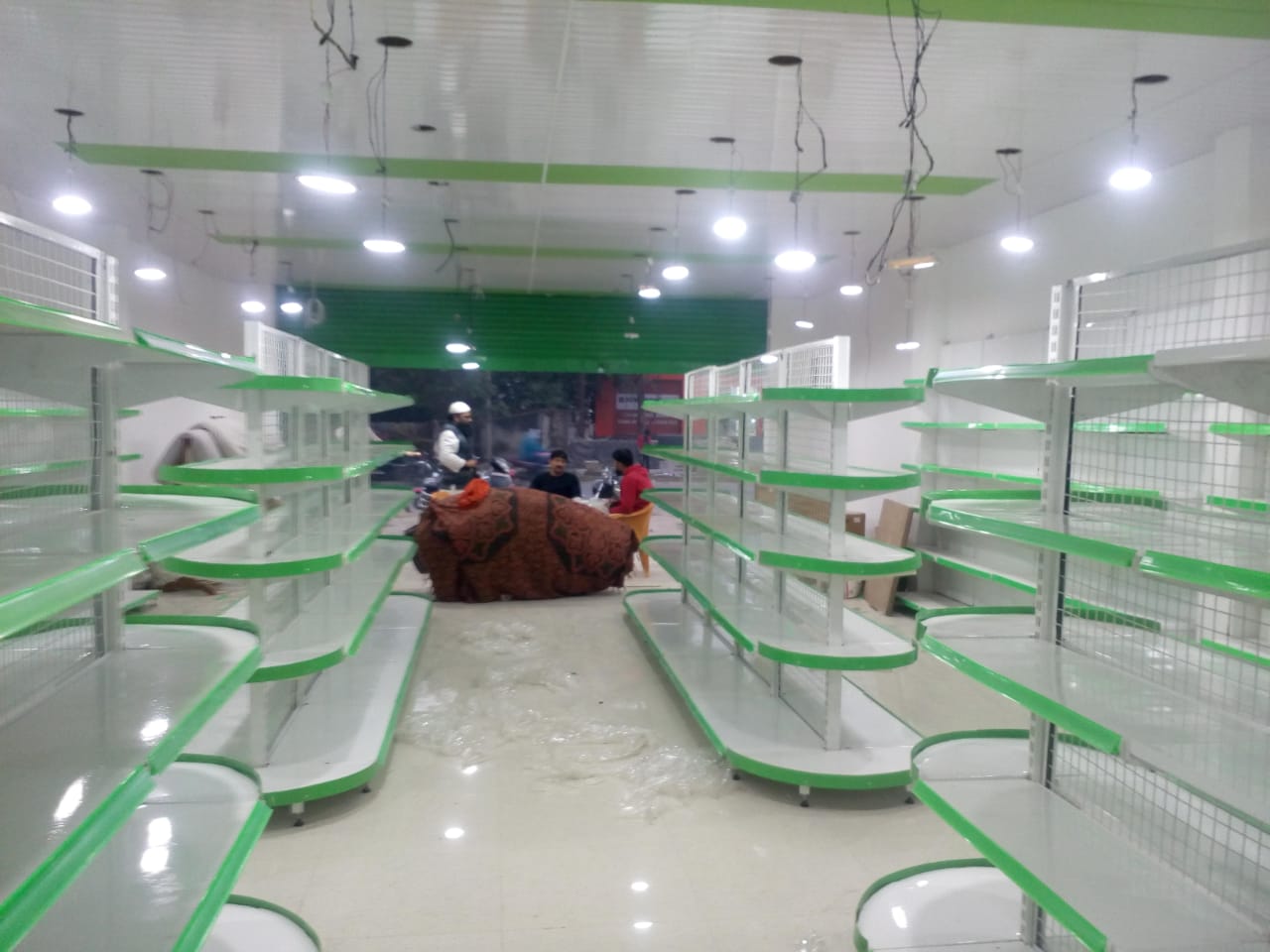 Round End Cap Supermarket Display Rack